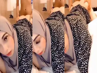 Bokep Jilbab Digarap Dari Arah Belakang
