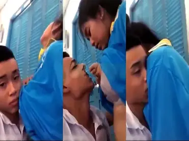 Dalam Kelas Kosong Siswi SMP Hisap Dada Pacar